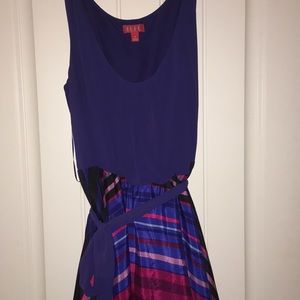 Dress. Never worn. No tags